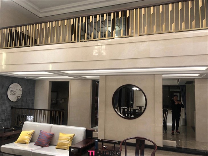 modern staircase railing
